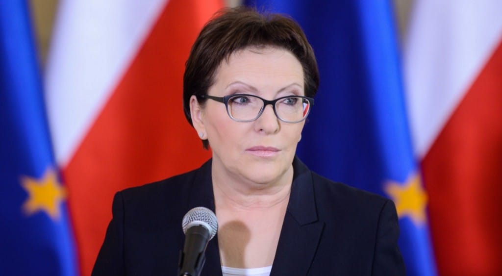 Ewa Kopakz, ex Primo Ministro della Polonia, la grande sconfitta delle ultime elezioni (da http://www.polskieradio.pl/5/3/Artykul/1429138,Ewa-Kopacz-Wladyslaw-Bartoszewski-byl-ambasadorem-pojednania)