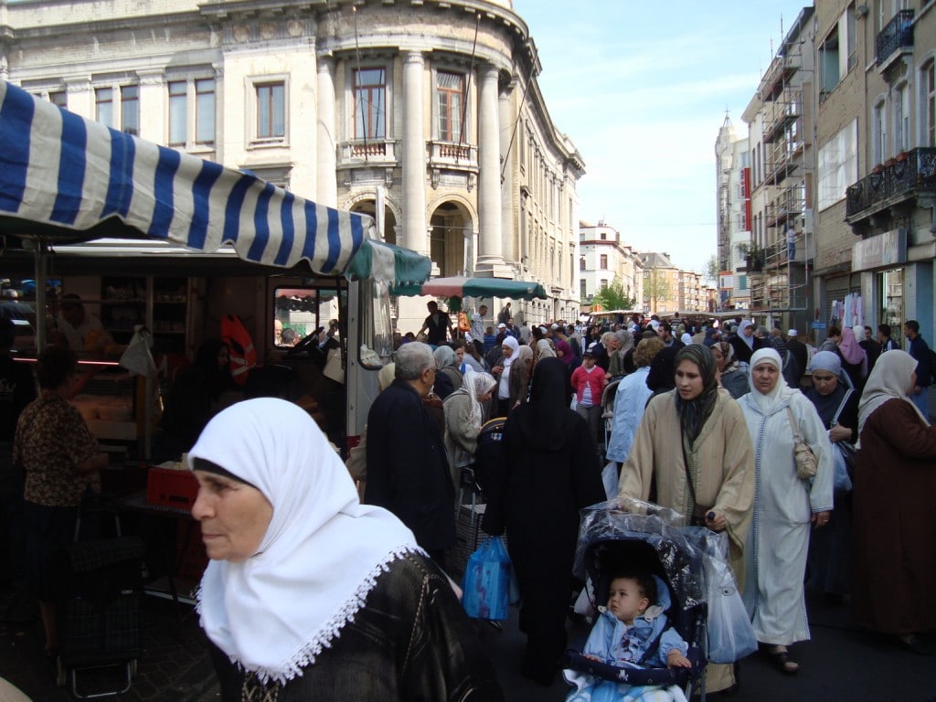 Molenbeek, quartiere di Bruxelles (da http://sgtalk.org/mybb/Thread-Welcome-to-Molenbeek-the-jihadi-nest-at-heart-of-Europe)