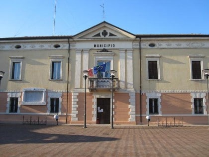 Il Municipio di Ostellato (Ferrara)