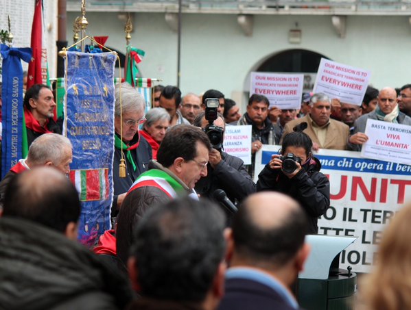 A Brescia, i Caduti di Piazza Rovetta ricordati con le vittime di Parigi