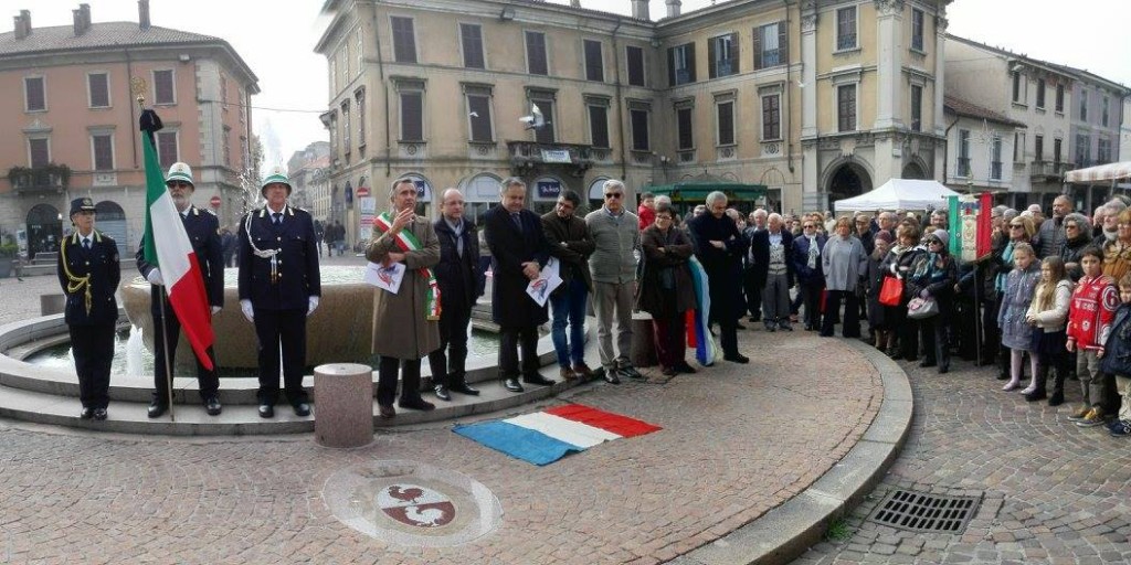 A Gallarate, in piazza con il Medagliere dell’ANPI