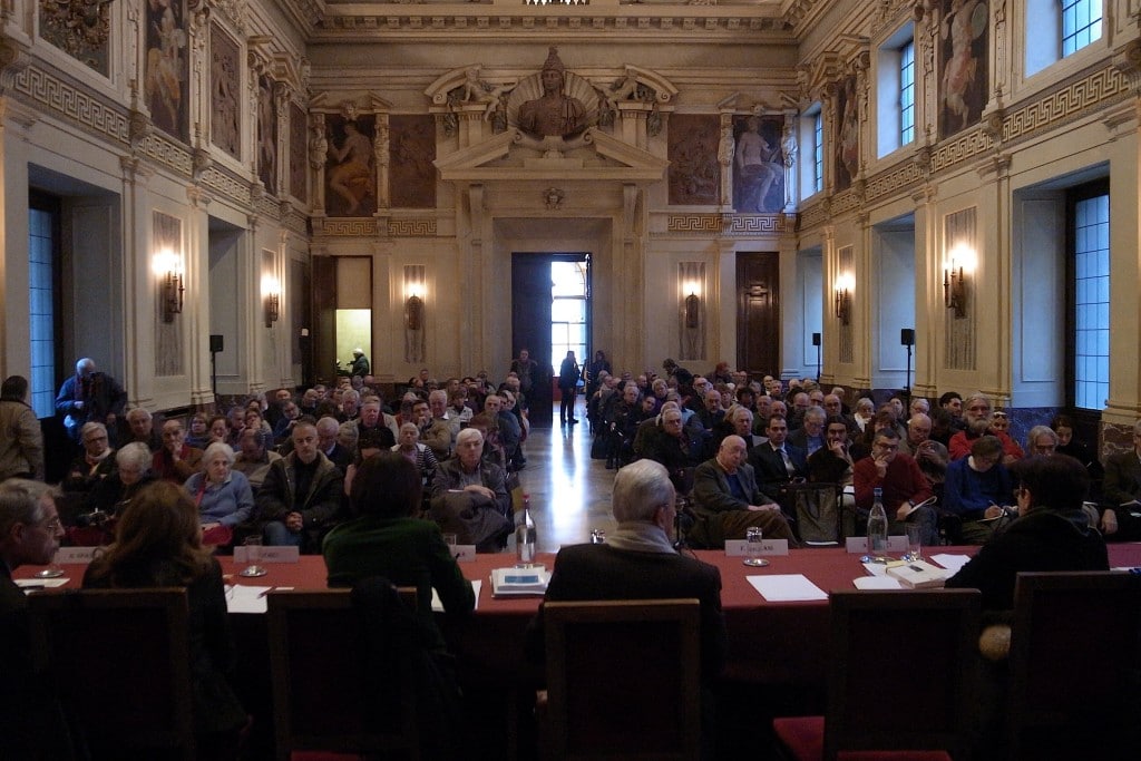 La Sala Alessi a Palazzo Marino a Milano durante il seminario