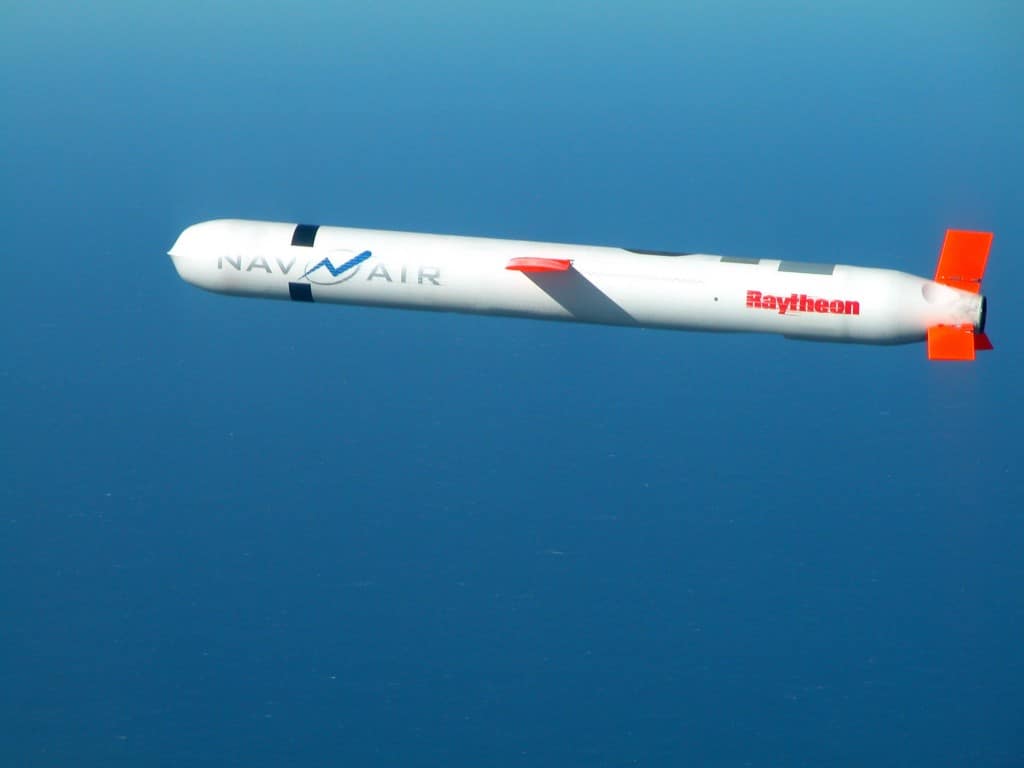 Un moderno missile Cruise, il Tomahawk (da https://upload.wikimedia.org/wikipedia/commons/5/55/Tomahawk_Block_IV_cruise_missile.jpg)