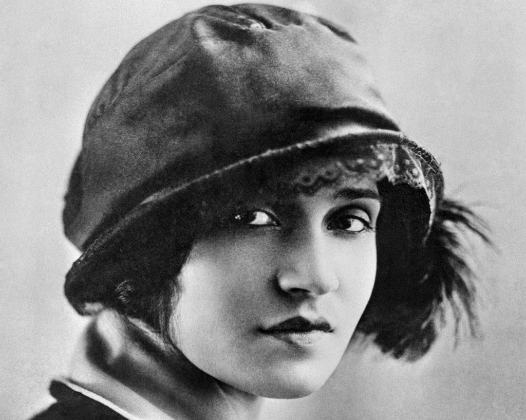 Tina Modotti (da http://www.wonderthirties.com/wp-content/uploads/2015/12/Modotti-ritratto.jpg) 