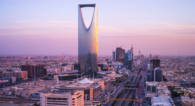 Riyadh, capitale dell’Arabia Saudita (da http://cdn.ek.aero/english/images/Riyadh-1_tcm233-2434505.jpg)