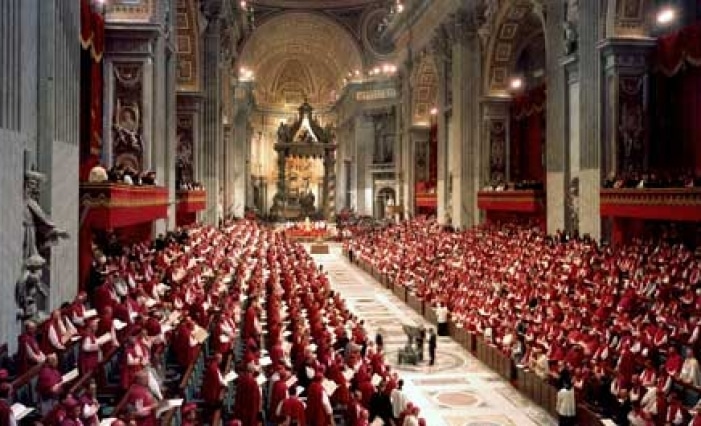 Un’immagine del Concilio Vaticano II (da http://www.vivailconcilio.it/wp-content/uploads/2016/01/concilio-vaticano-ii.jpg)