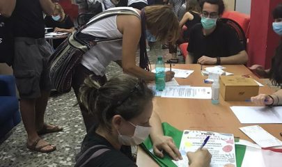 Uno scatto della festa del tesseramento Anpi 2020 a Bari nella sede della associazione culturale Zona Franka